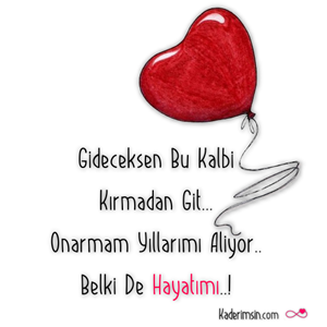 Uzaklara bakan bir siluet, arka planda sisli manzara